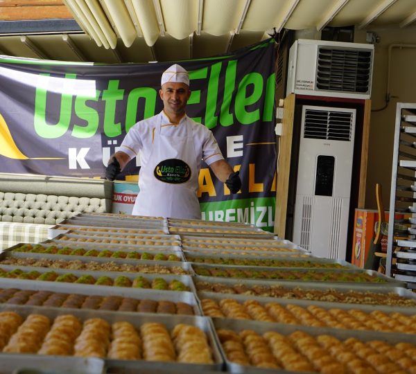 USTA ELLER KÜNEFE BAKLAVA KADAYIF KAYAPINAR DİYARBAKIR